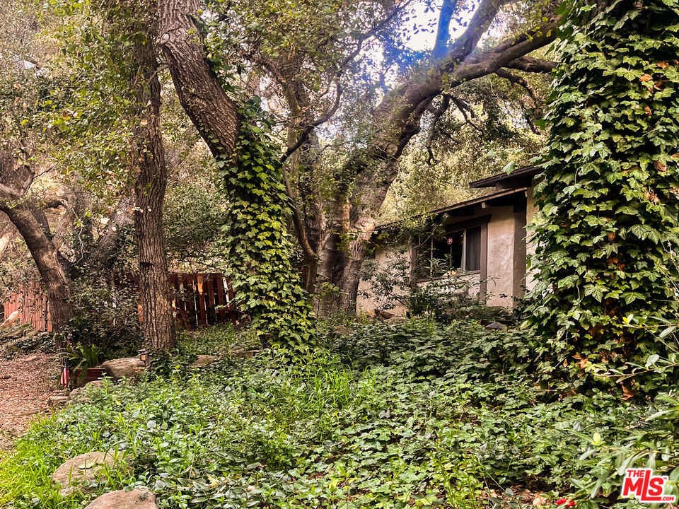 Residential for sale at 25614 Timpangos Drive, Calabasas CA featuring 3 beds and 2 baths