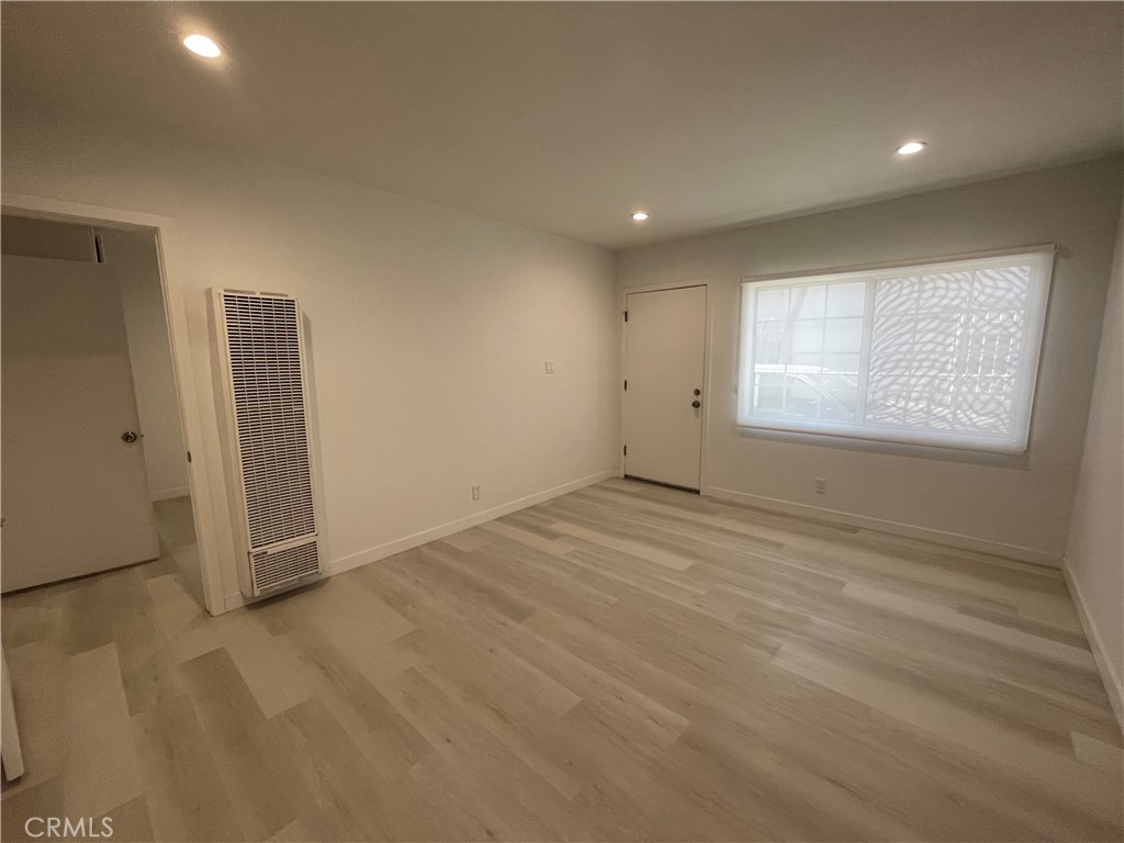 Residential Lease for rent at 1152 E 77th, Los Angeles CA featuring 1 bed and 1 bath