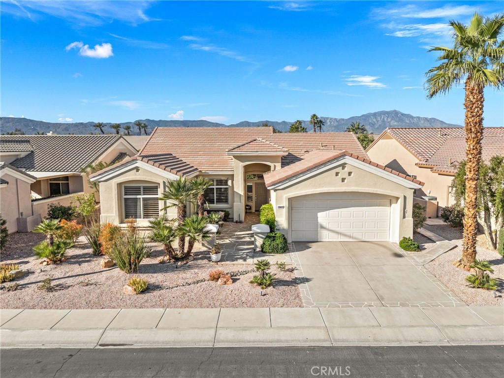 Residential Lease for rent at 36627 Crown Street, Palm Desert CA featuring 3 beds and 2 baths