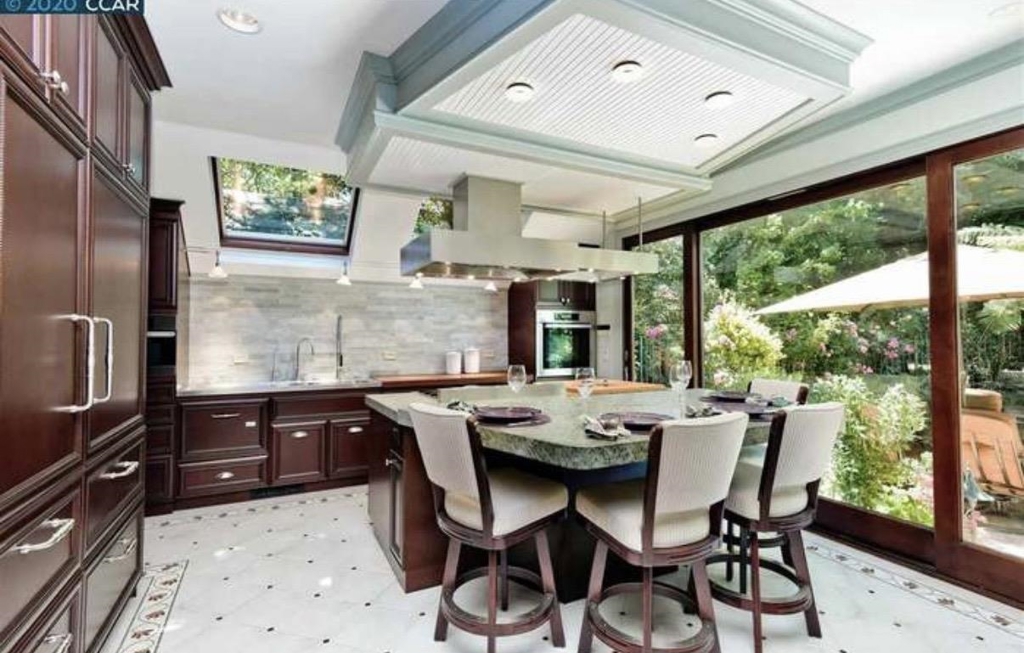 Residential Lease for rent at 136 136 El Centro, Diablo CA featuring 2 beds and 3 baths