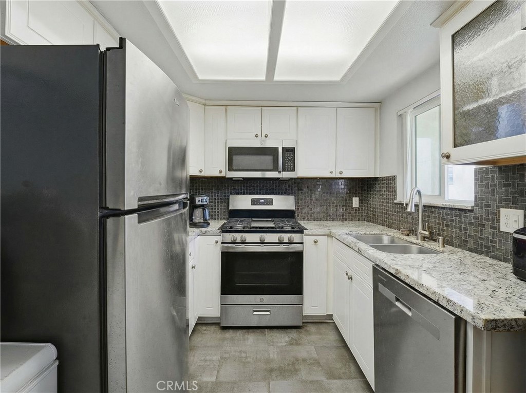 Residential for sale at 14405 Cerise 13, Hawthorne CA featuring 2 beds and 2 baths