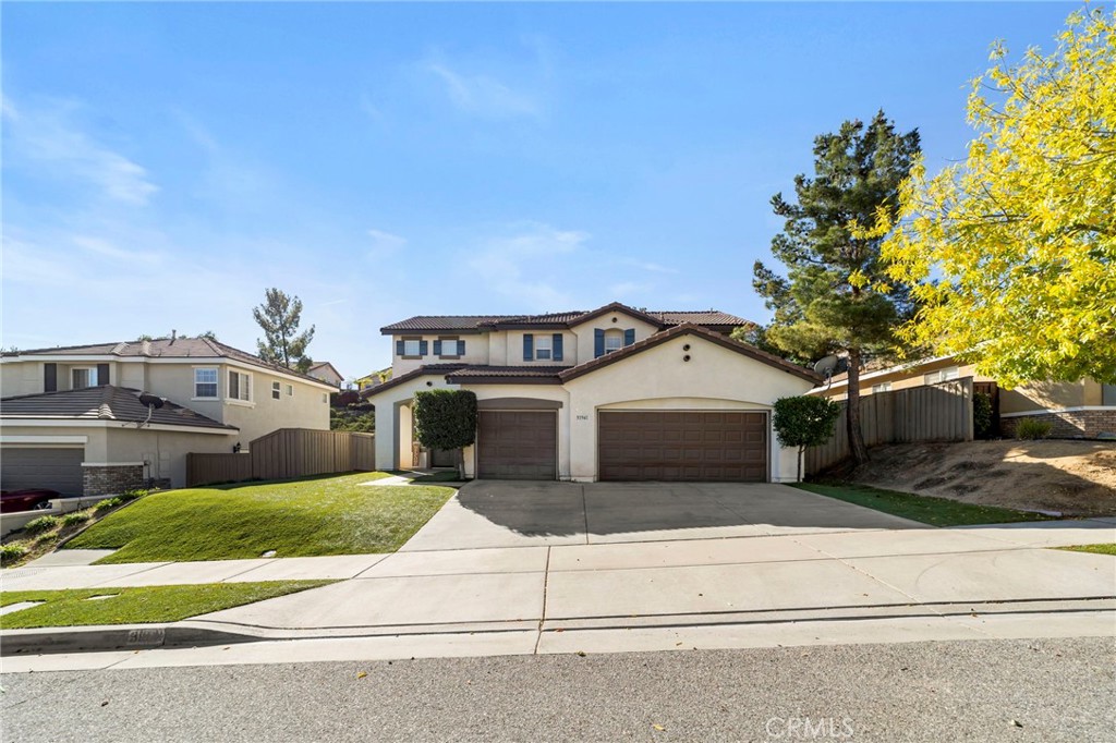 Residential for sale at 31941 Hollyhock, Lake Elsinore CA featuring 3 beds and 3 baths