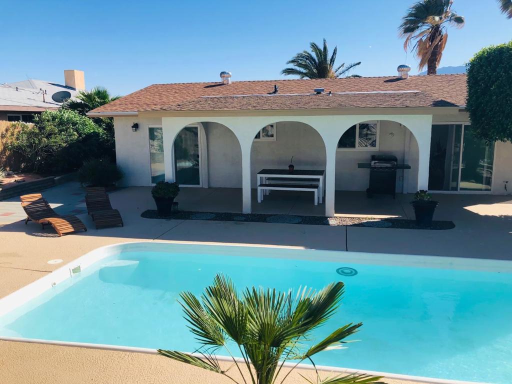 Residential Lease for rent at 66780 Yucca Drive, Desert Hot Springs CA featuring 2 beds and 2 baths