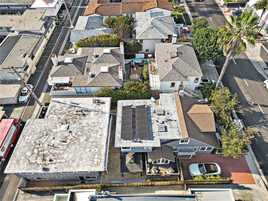 Residential for sale at 437 Cypress, Laguna Beach CA featuring 9 beds and 9 baths