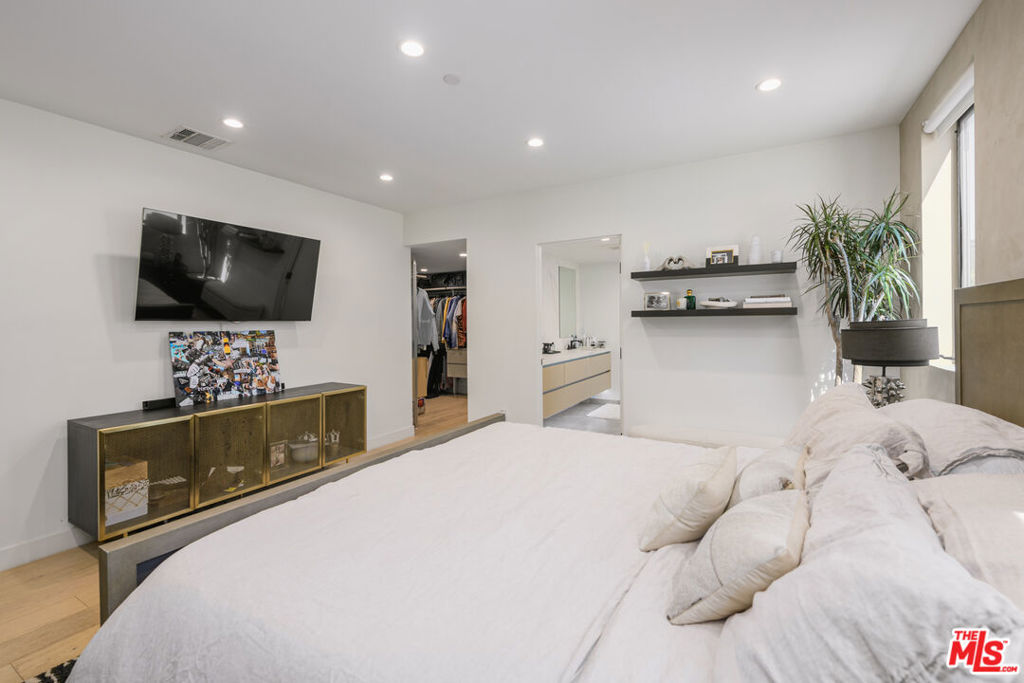 Residential for sale at 1426 N Sycamore Avenue, Los Angeles CA featuring 3 beds and 4 baths