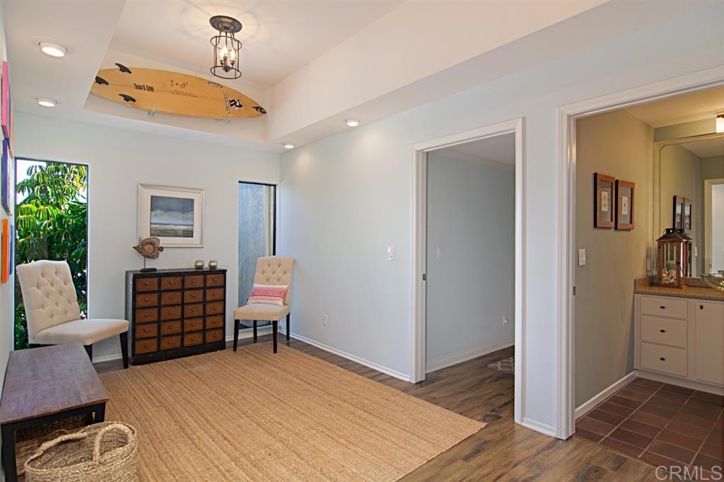 Residential Lease for rent at 911 E Avenue 301, Coronado CA featuring 3 beds and 3 baths