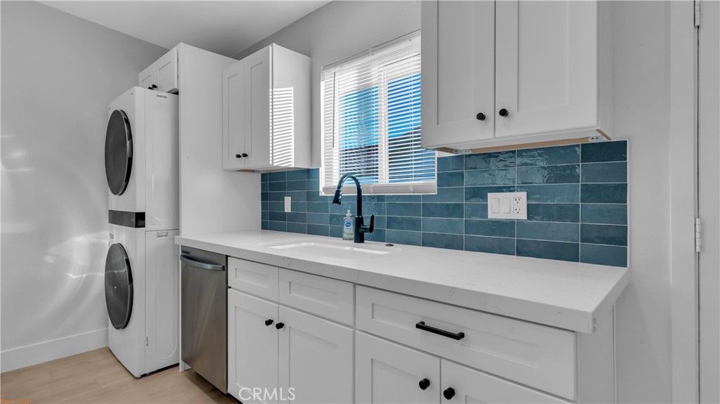 Residential Lease for rent at 72757 Sierra Vista Dr., Palm Desert CA featuring 1 bed and 1 bath