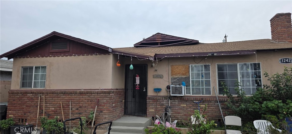 Residential Lease for rent at 1242 D, Corona CA featuring 4 beds and 2 baths