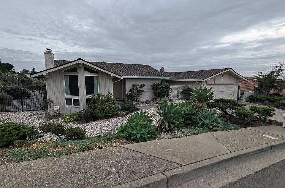 Residential Lease for rent at 3619 oakes drive, Hayward CA featuring 4 beds and 2 baths