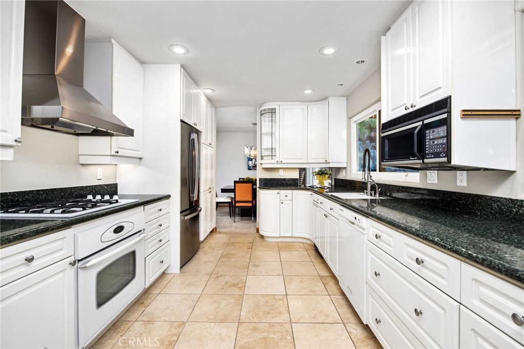 Residential for sale at 1021 Partridge Court, San Marcos CA featuring 4 beds and 4 baths