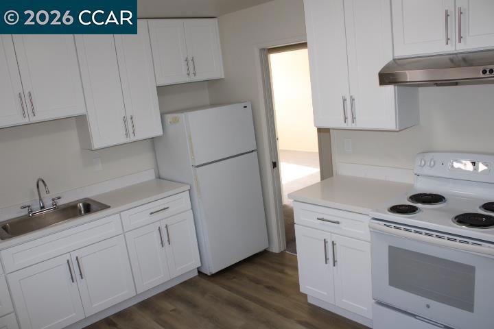 Residential Lease for rent at 615 Lexington Ave, El Cerrito CA featuring 2 beds and 1 bath