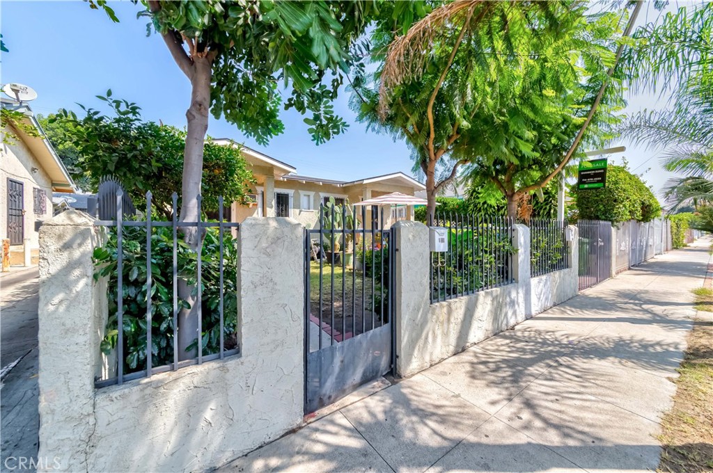 Residential Income for sale at 623 E 36th Street, Los Angeles CA
