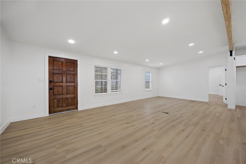 Residential for sale at 22808 Acari, Bakersfield CA featuring 3 beds and 2 baths