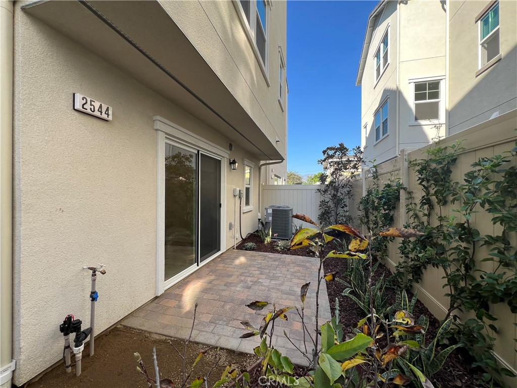 Residential Lease for rent at 2544 Dorris Street, El Monte CA featuring 4 beds and 4 baths