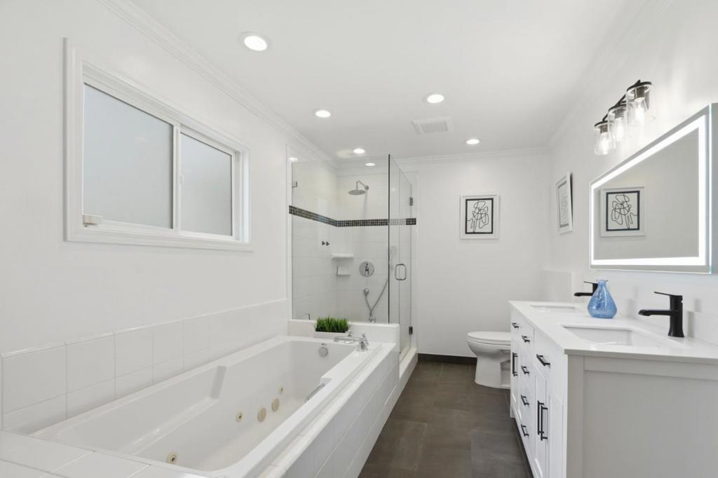 Active for sale at San Jose, CA, San Jose, CA CA and 3 baths