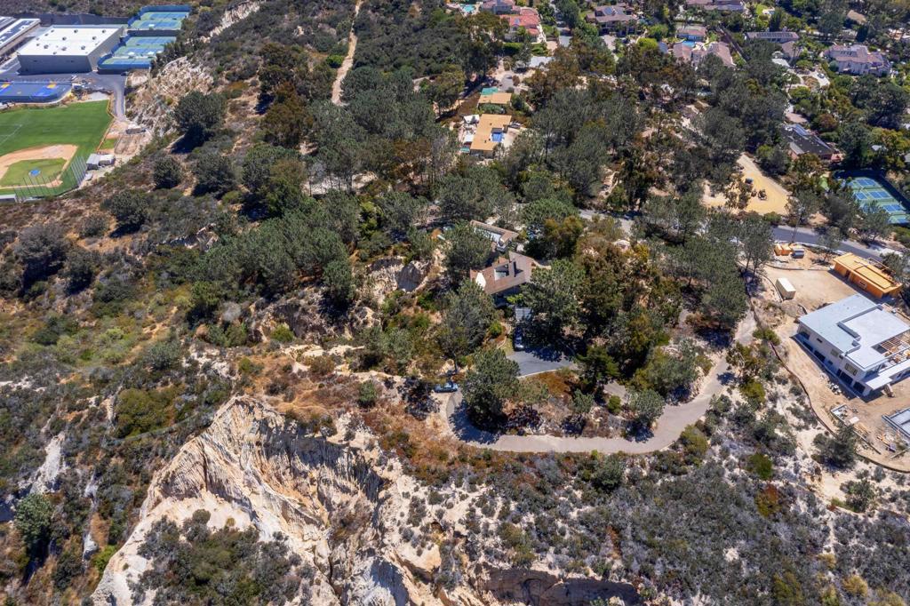 Residential for sale at 3811 Via Del Mar, San Diego CA featuring 4 beds and 2 baths