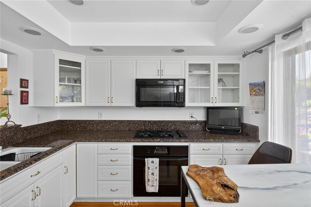 Residential for sale at 431 Camino De Las Colinas, Redondo Beach CA featuring 3 beds and 3 baths