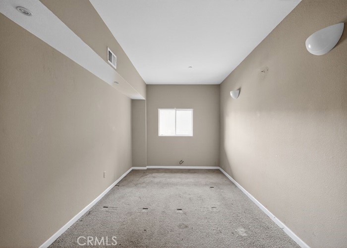 Residential for sale at 6193 Oakdale Avenue, Oakland CA featuring 3 beds and 3 baths