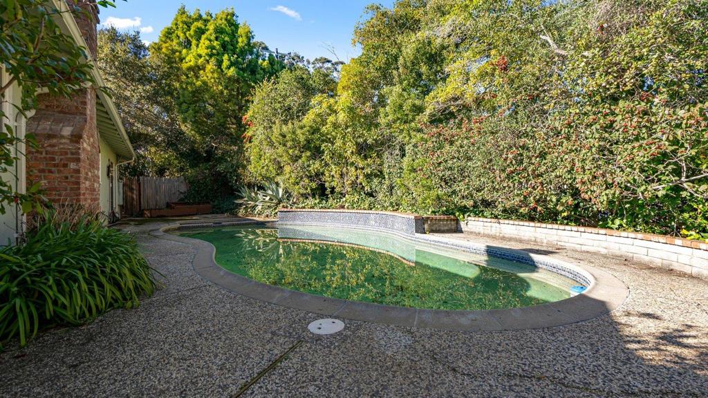 Residential for sale at 1216 Marlborough Road, Hillsborough CA featuring 3 beds and 2 baths