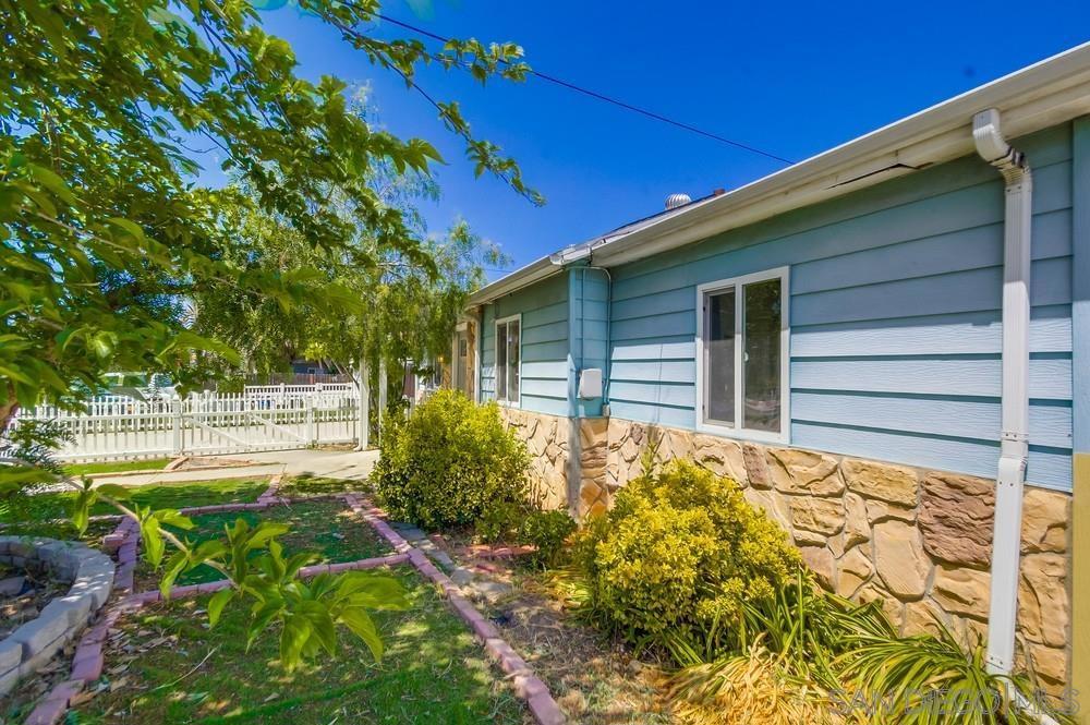 Residential for sale at 8749 Cottonwood Avenue, Santee CA featuring 3 beds and 2 baths