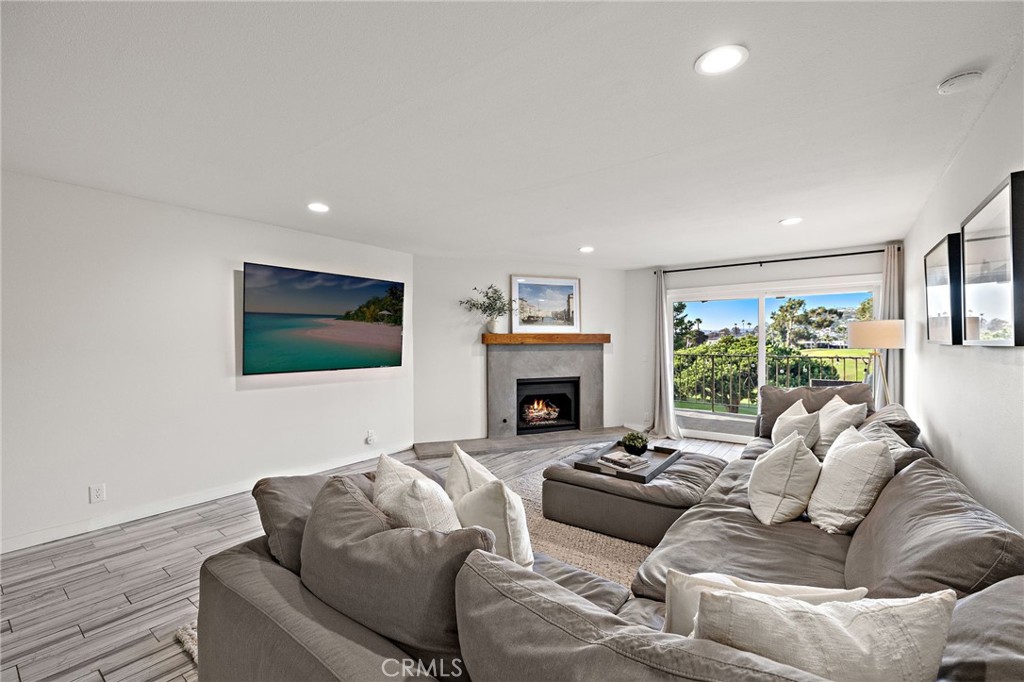 Residential for sale at 2501 S El Camino Real 309, San Clemente CA featuring 2 beds and 2 baths