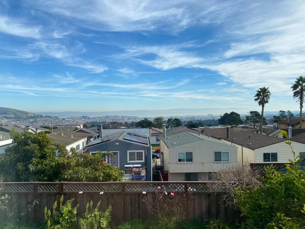 Residential Lease for rent at 81 Camelot Court, Daly City CA featuring 3 beds and 2 baths