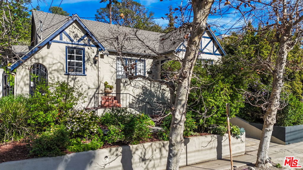 Residential for sale at 2681 Locksley Place, Los Angeles CA featuring 3 beds and 2 baths