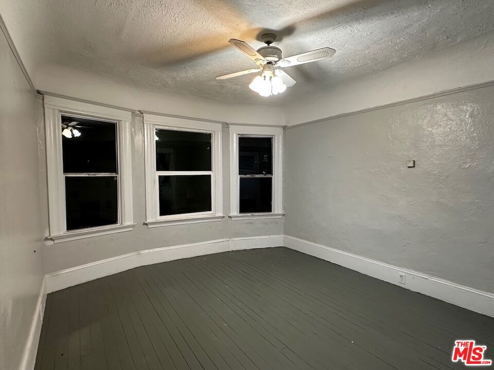 Residential Income for sale at 3221 Market Street, Emeryville CA featuring 5 beds and 2 baths