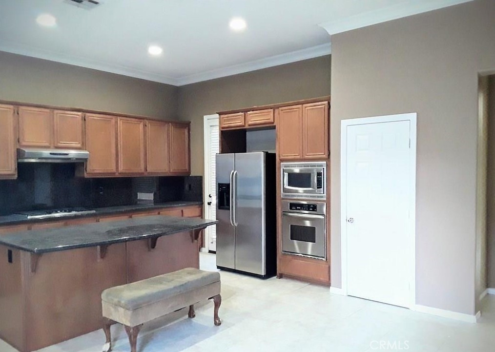 Residential Lease for rent at 12701 Palm View Way, Riverside CA featuring 4 beds and 4 baths