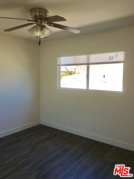 Residential Lease for rent at 1353 W 36th Place 3, Los Angeles, Los Angeles County, CA featuring 2 beds and 1 bath