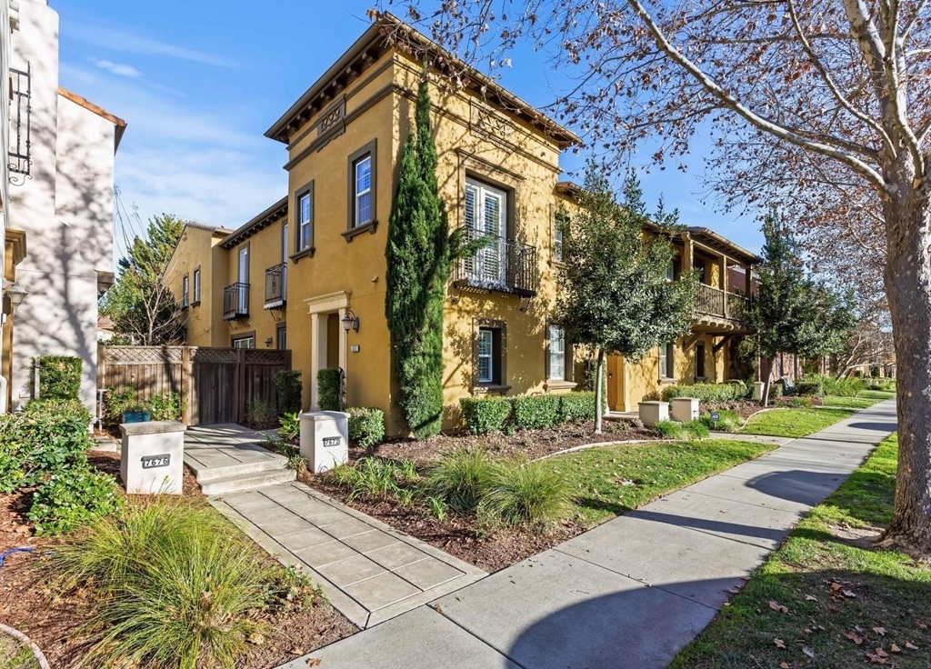 Residential for sale at 7672 Stoneleaf Rd, San Ramon CA featuring 3 beds and 3 baths