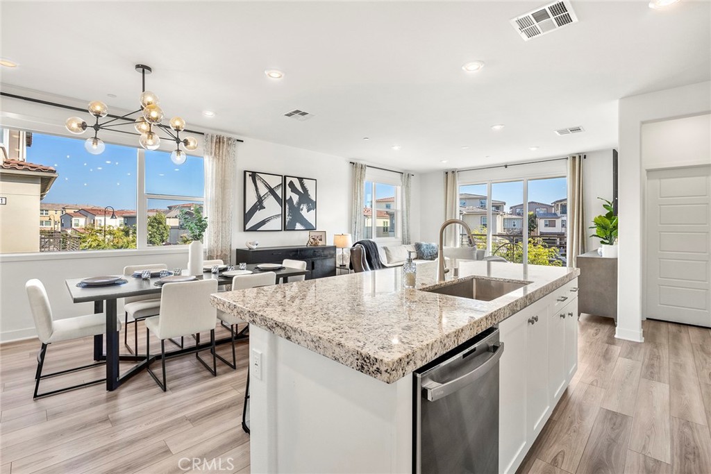 Residential Lease for rent at 220 Siena, Lake Forest CA featuring 3 beds and 4 baths