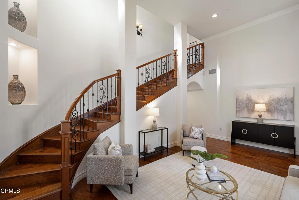 Residential for sale at 4337 Vista Place, La Canada Flintridge CA featuring 6 beds and 4 baths