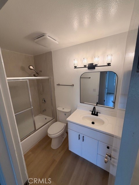 Residential Lease for rent at 3040 E Mayfair, Orange CA featuring 3 beds and 3 baths