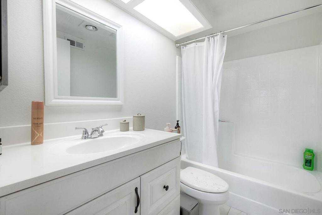 Residential for sale at 2035 Lakeridge Cir, Chula Vista CA featuring 2 beds and 2 baths