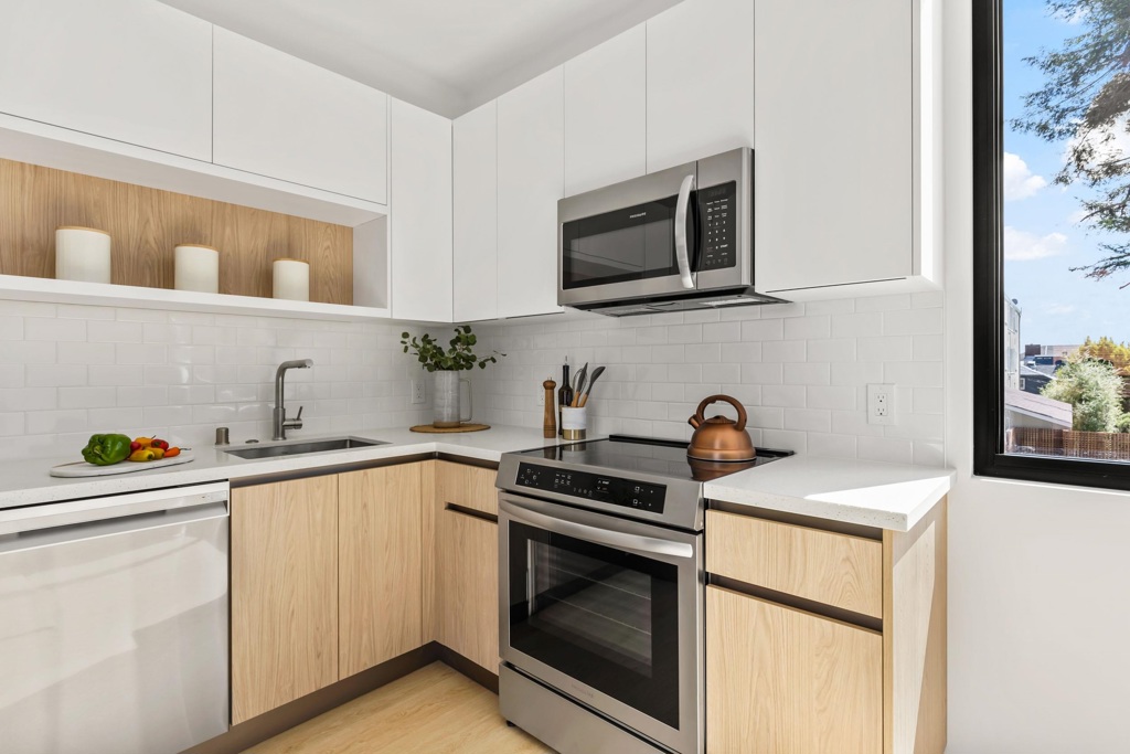 Residential for sale at 1235 Hampel St., Oakland CA featuring 3 beds and 2 baths