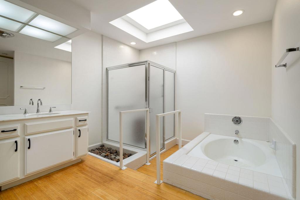 Residential for sale at 1 Rutgers Court, Rancho Mirage CA featuring 3 beds and 3 baths