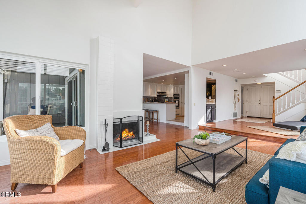 Residential for sale at 2221 Kingsbridge Lane, Oxnard CA featuring 3 beds and 3 baths