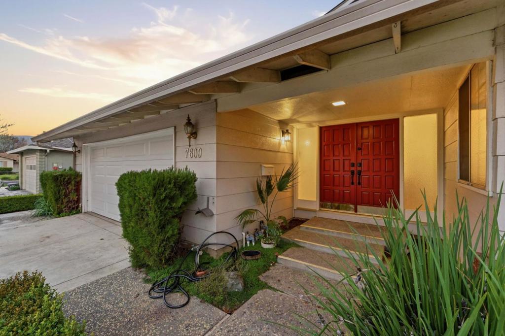 Residential for sale at 7609 Santa Paula Drive, Gilroy CA featuring 5 beds and 3 baths
