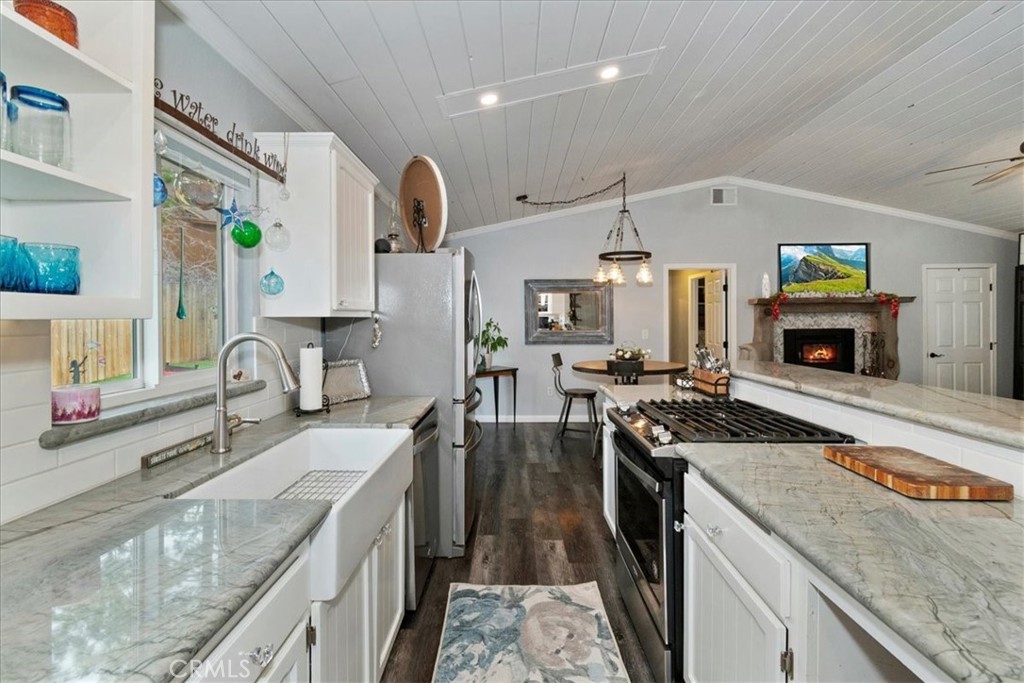 Residential for sale at 399 Crater Lake, Big Bear Lake CA featuring 3 beds and 2 baths