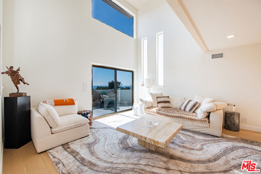 Residential Lease for rent at 31271 Bailard Road, Malibu CA featuring 5 beds and 4 baths