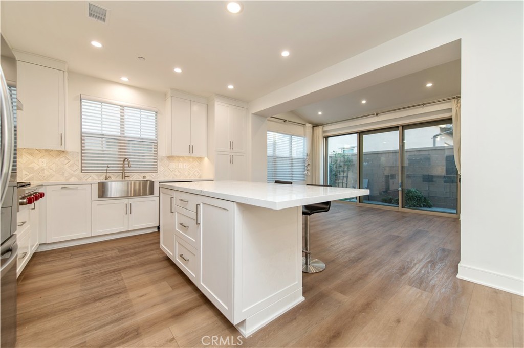 Residential Lease for rent at 116 Imagination Trl, Irvine CA featuring 4 beds and 4 baths