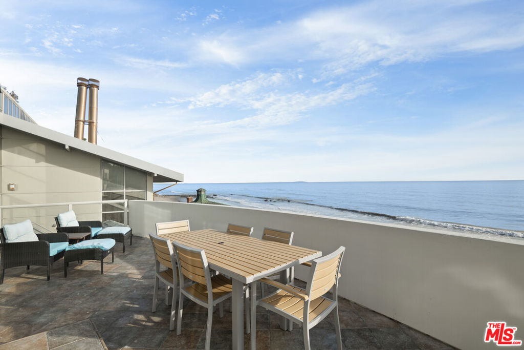 Residential Lease for rent at 33334 Pacific Coast Highway, Malibu CA featuring 4 beds and 5 baths
