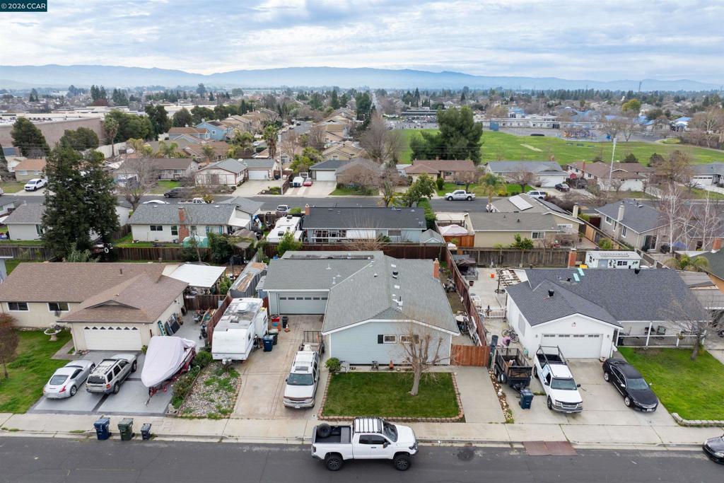 Residential for sale at 5833 Singing Hills Ave, Livermore CA featuring 3 beds and 2 baths