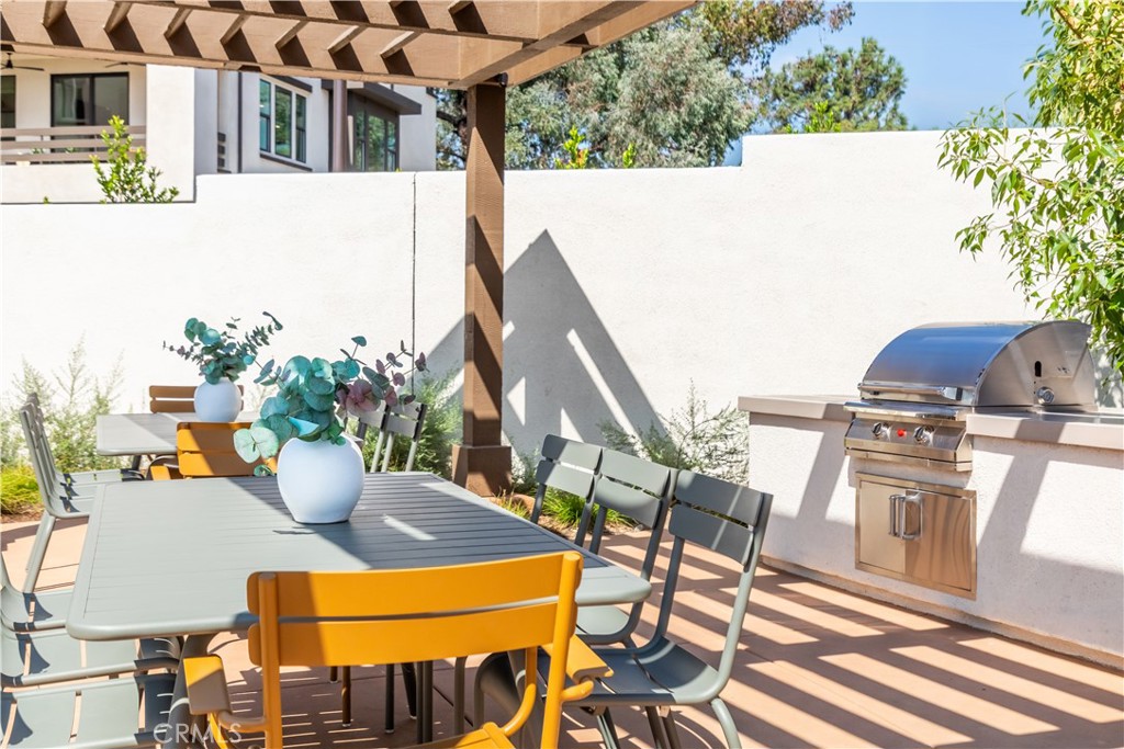 Residential for sale at 129 Evergreen Lane, Claremont CA featuring 3 beds and 4 baths