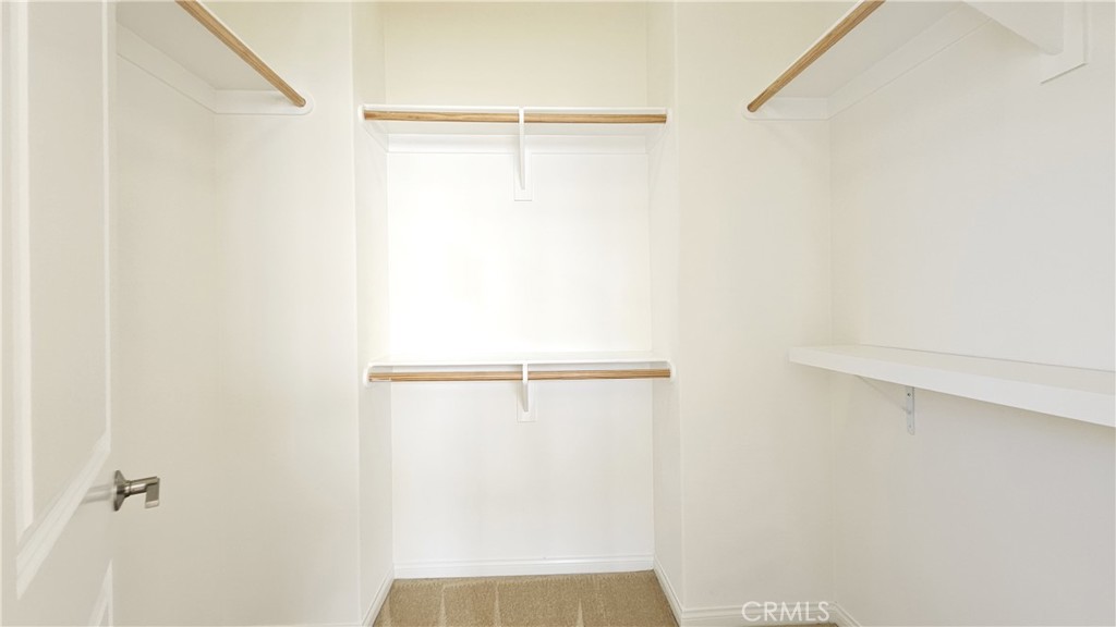 Residential Lease for rent at 135 Overbrook, Irvine CA featuring 3 beds and 3 baths