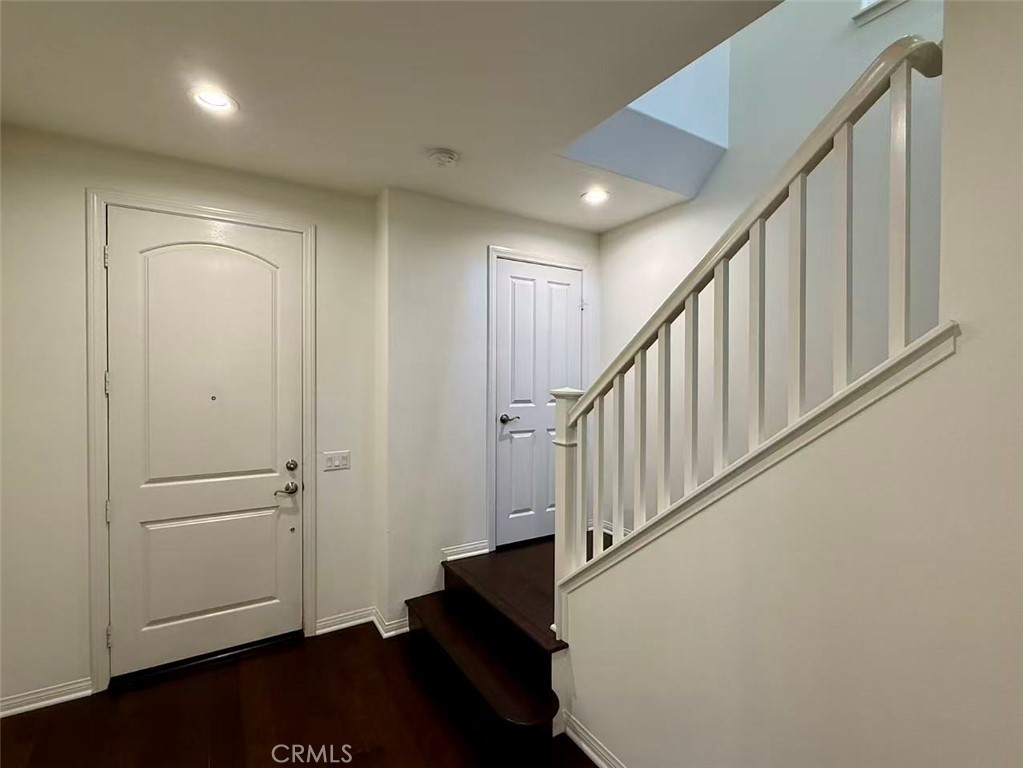 Residential Lease for rent at 310 Bronze, Irvine CA featuring 3 beds and 3 baths