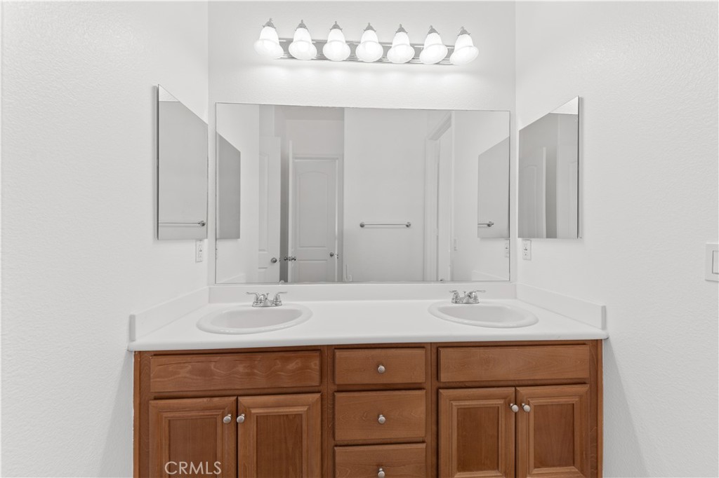 Residential for sale at 1505 Willow Place, Banning CA featuring 3 beds and 3 baths