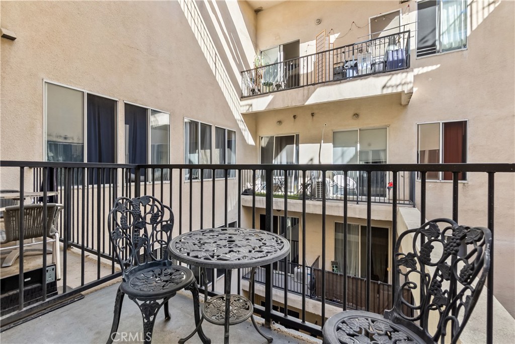 Residential for sale at 312 W 5th, Los Angeles CA featuring 1 bed and 1 bath