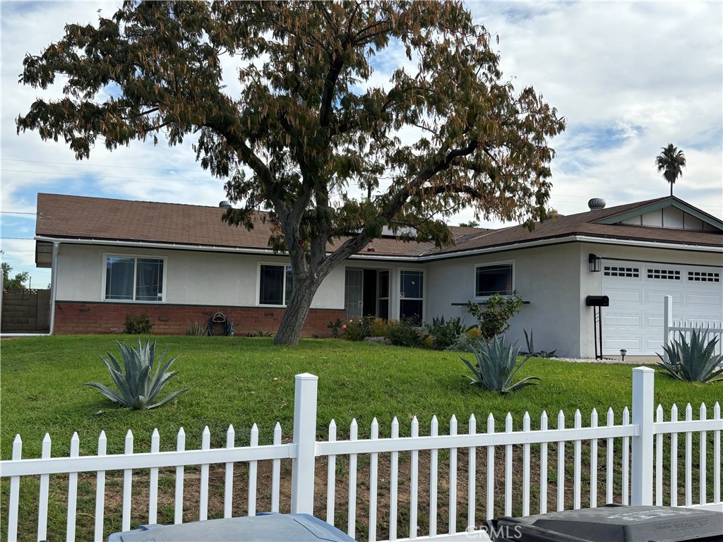 Residential for sale at 3555 Dixie, Riverside CA featuring 4 beds and 2 baths